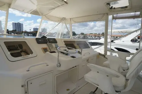 2005 Ocean Yachts 50 Super Sport, photo 1 in North Miami, FL