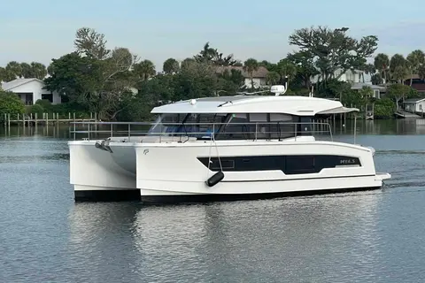 2022 Fountaine Pajot MY4.S, photo 1 in Satellite Beach, FL