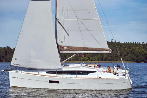 2021 Jeanneau Sun Odyssey 319, photo 1 in Saint Petersburg, FL