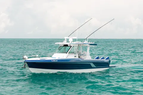 2026 Formula 387 Center Console Fish, photo 1 in Key Largo, FL