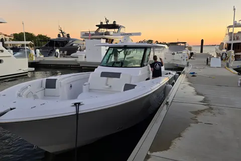 2025 Bertram 39 CC, photo 1 in Palm Beach, FL