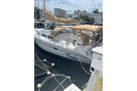 1997 Catalina 42 MkII, photo 1 in Hollywood, FL