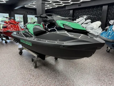 2026 Sea-Doo GTI SE 130, photo 1 in Tequesta, FL