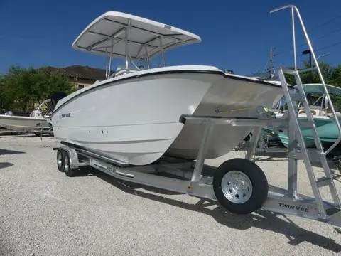 2026 Twin Vee 240 STX CC, photo 1 in Bradenton, FL