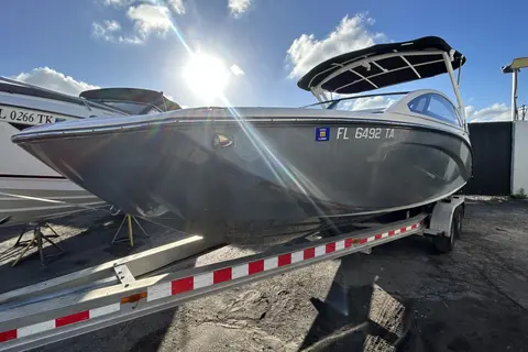 2021 Yamaha Boats 275SE, photo 1 in Miami, FL