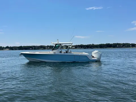 2026 Boston Whaler 330 Outrage, photo 1 in Pensacola, FL