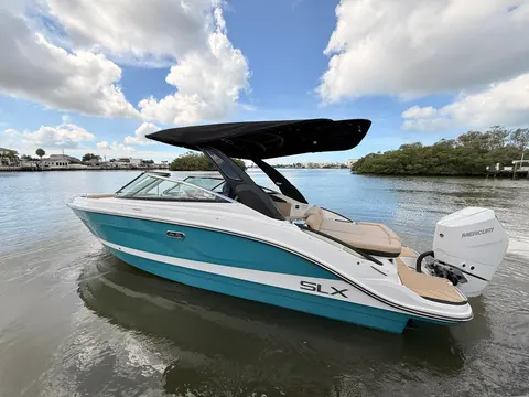 2027 Sea Ray SLX 260 Outboard, photo 1 in St Petersburg, FL