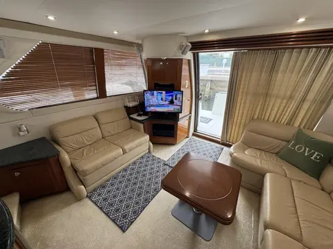 2000 Carver 450 Voyager Pilothouse, photo 1 in Palm Beach Gardens, FL