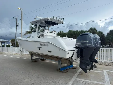 2019 Everglades 295 Center Console, photo 1 in Sarasota, FL
