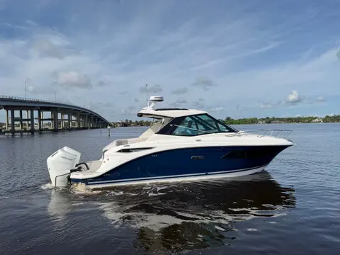 2027 Sea Ray Sundancer 320 Outboard, photo 1 in Stuart, FL