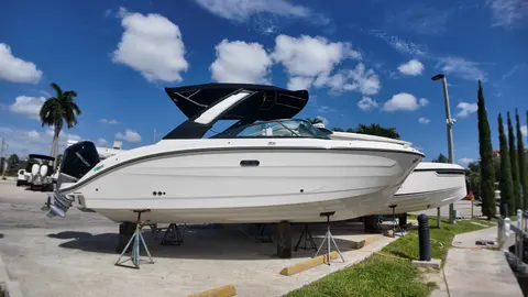 2027 Sea Ray SDX 250 Outboard, photo 1 in Pompano Beach, FL