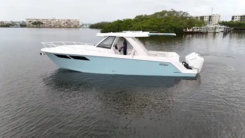 2026 Intrepid 35 Valor, photo 1 in St Petersburg, FL