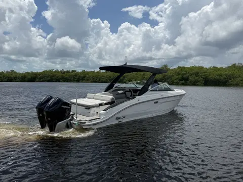 2027 Sea Ray SLX 280 Outboard, photo 1 in Fort Myers, FL