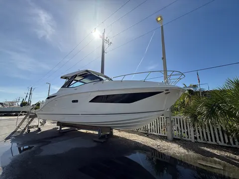 2027 Sea Ray Sundancer 320 Outboard, photo 1 in Sarasota, FL