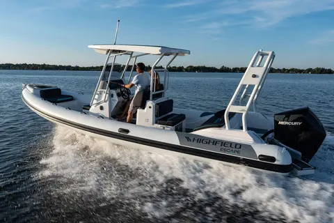 2027 Highfield Escape 750, photo 1 in Clearwater, FL