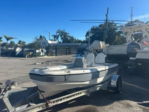 2026 Aspen Carbon Cat T13C, photo 1 in Fort Lauderdale, FL
