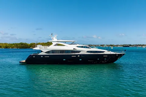 2011 Sunseeker 34 Metre Yacht, photo 1 in Aventura, FL