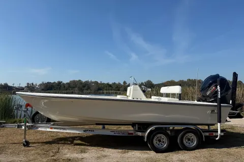 2026 Hewes Redfisher 21, photo 1 in Tampa, FL