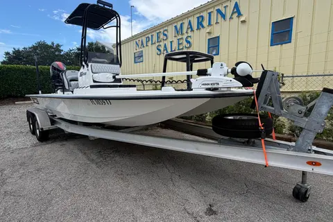 2022 SCB S22, photo 1 in Naples, FL