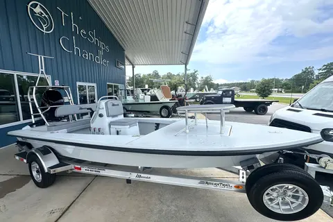 2027 Maverick 18 HPX-V, photo 1 in Freeport, FL