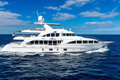 2011 Benetti Classic 121, photo 1 in Fort Lauderdale, FL