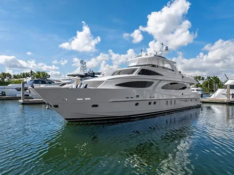 2009 Hargrave 101, photo 1 in Fort Lauderdale, FL
