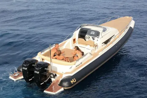 2025 Nuova Jolly Prince 33 Sport Cabin, photo 1 in Clearwater, FL