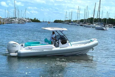 2027 Ranieri CAYMAN 27.0 SPORT TOURING, photo 1 in Miami, FL