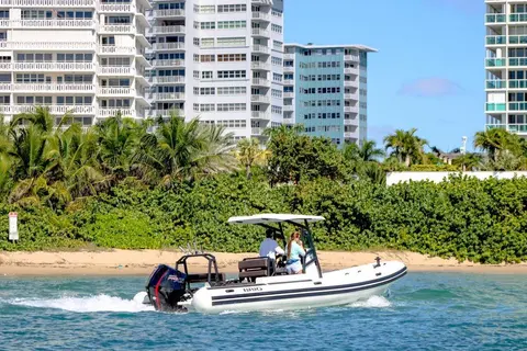 2027 Brig Navigator 24, photo 1 in Stuart, FL