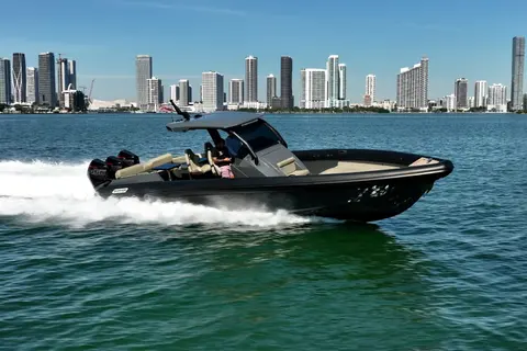 2023 Skipper-BSK 38NC, photo 1 in Miami Beach, FL