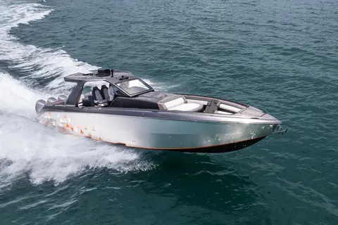 2025 Cigarette 42' Auroris, photo 1 in Miami Beach, FL