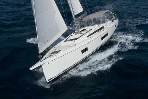 2020 Beneteau Oceanis 51.1, photo 1 in Miami, FL