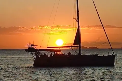 2015 Jeanneau Sun Odyssey 469, photo 1 in St Petersburg, FL