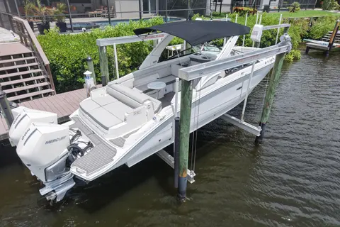 2022 Sea Ray SDX 290 Outboard, photo 1 in Bradenton, FL