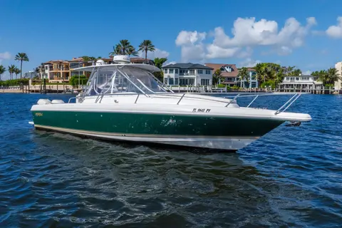 2003 Intrepid 348 Walkaround, photo 1 in Pompano Beach, FL