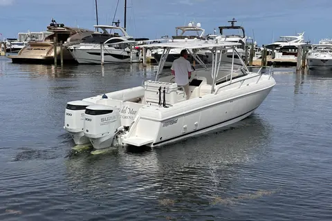 2007 Intrepid 310 Walkaround, photo 1 in Miami, FL