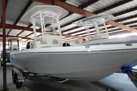 2026 Robalo 226 Cayman, photo 1 in Panacea, FL