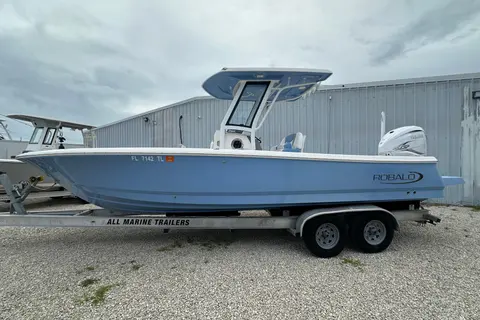 2023 Robalo 266 Cayman, photo 1 in Cape Coral, FL