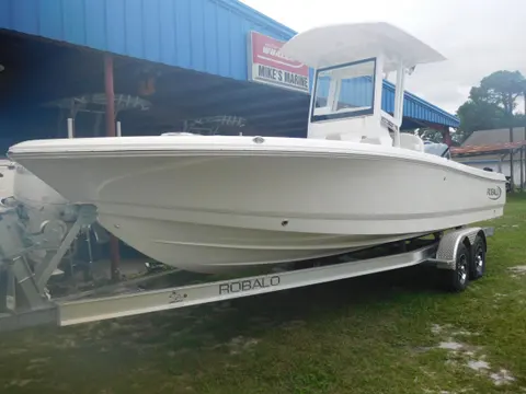 2025 Robalo 246 Cayman, photo 1 in Panacea, FL