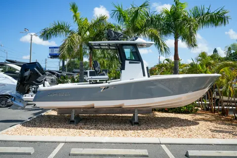 2027 Blackfin 262 HB, photo 1 in Palm Harbor, FL
