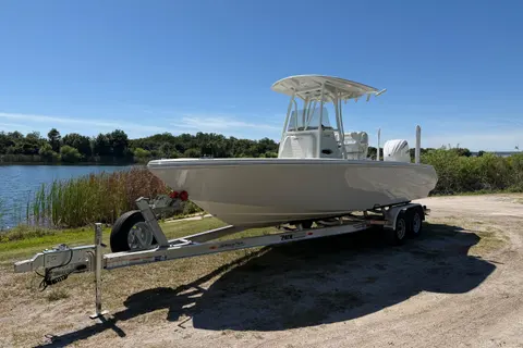 2026 Pathfinder 2400 Open, photo 1 in Tampa, FL