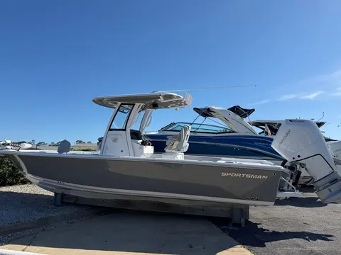 2026 Sportsman Masters 267 Bay Boat, photo 1 in Destin, FL