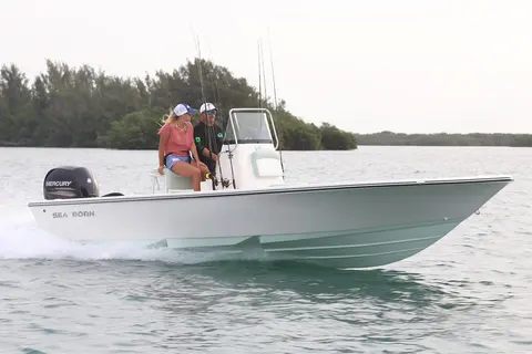 2027 Sea Born FX22 Bay, photo 1 in Pompano Beach, FL
