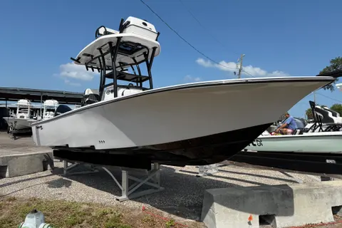 2027 Tidewater 2500 Carolina Bay, photo 1 in St Petersburg, FL