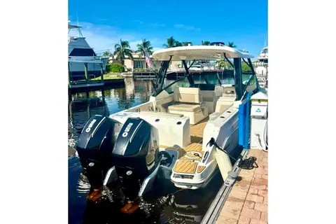 2022 Boston Whaler 280 Vantage, photo 1 in Fort Myers Beach, FL