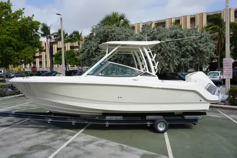 2026 Boston Whaler 240 Vantage, photo 1 in Fort Lauderdale, FL