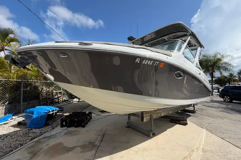 2024 Crownline 260 DC Finseeker, photo 1 in Miami, FL