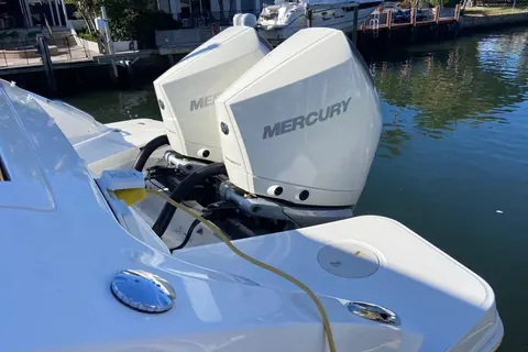 2024 Boston Whaler 320 Vantage, photo 1 in Delray Beach, FL