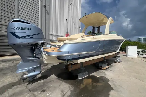 2019 Chris-Craft Launch 28 GT, photo 1 in St Petersburg, FL