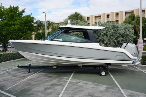 2026 Boston Whaler 330 Vantage, photo 1 in Fort Lauderdale, FL